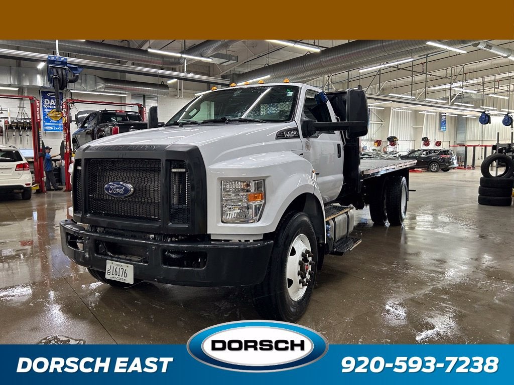 2022 Ford F-750SD