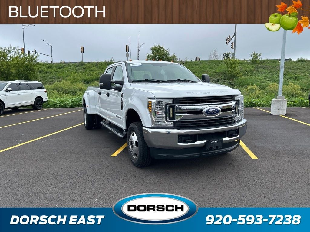 2019 Ford F-350SD — interior view